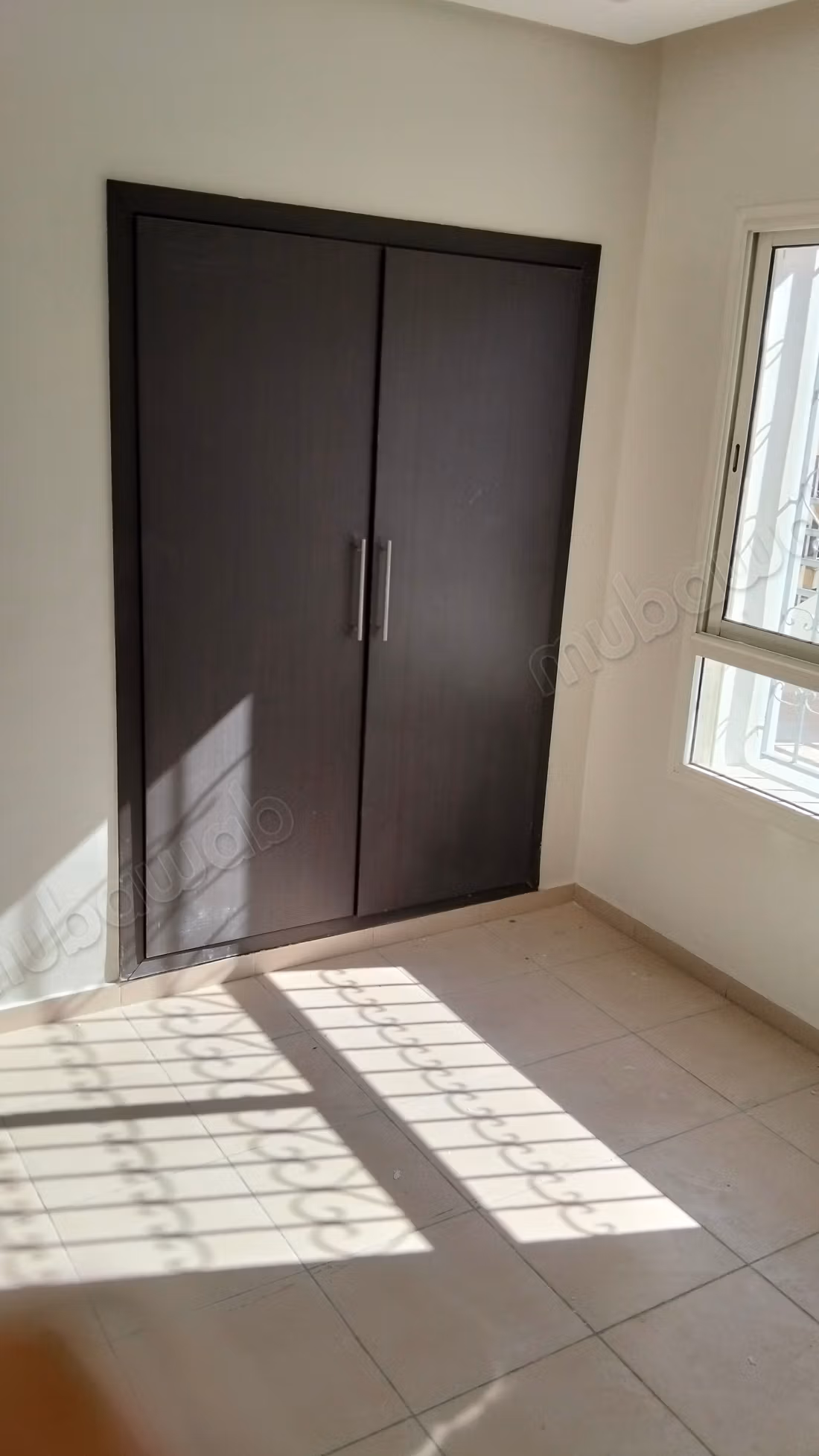 Affitto di un appartamento a Mujahideen. Superficie 160 m². Balcone e ascensore