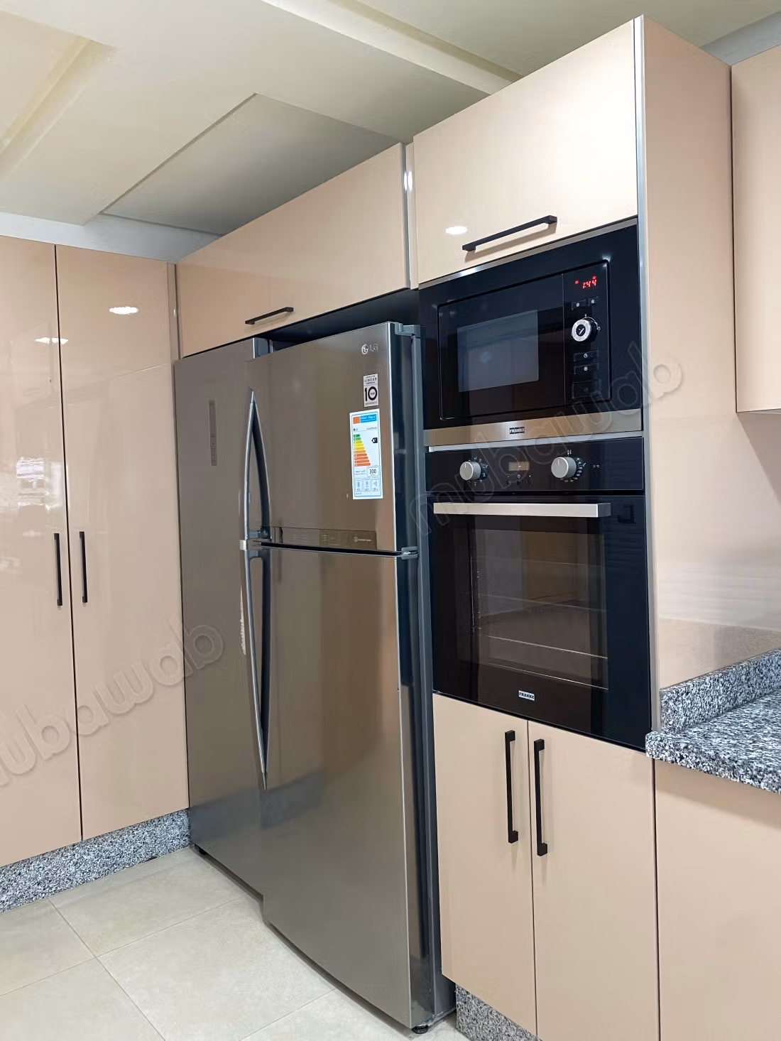 Beautiful apartment for sale in Agdal. 6 comfortable rooms. Elevator and terrace