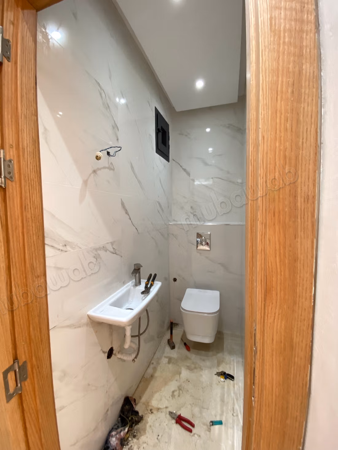 Rent this apartment in Agdal. 2 bedrooms. With elevator and terrace