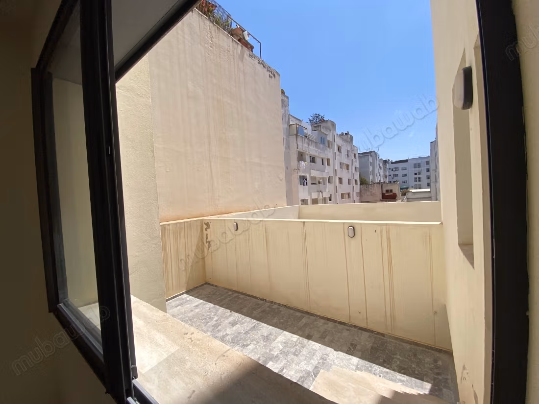 Rent this apartment in Agdal. 2 bedrooms. With elevator and terrace