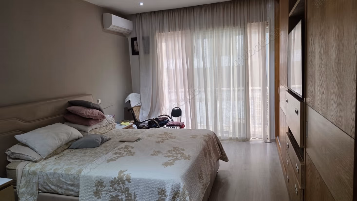 Maison de haut standing à vendre à Agdal. 3 pièces. Porte blindée, sécurité