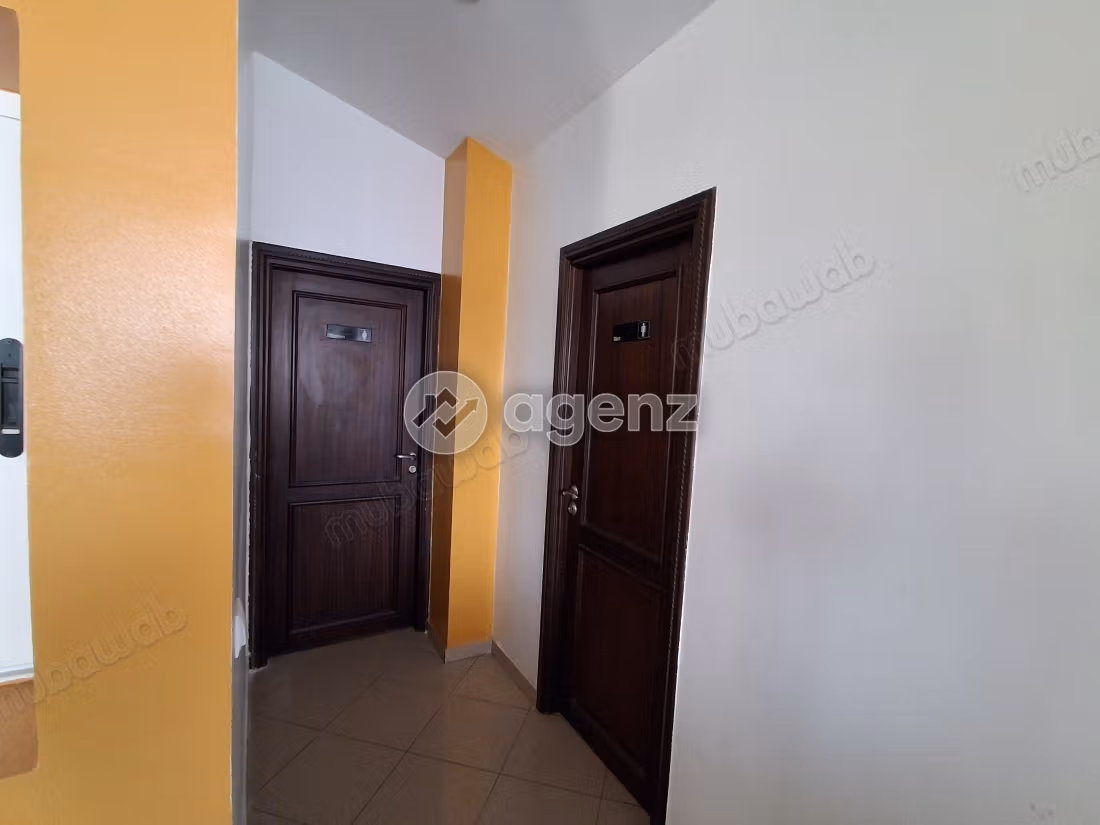Commerce à louer 231 m² Fadesa nahda Rabat