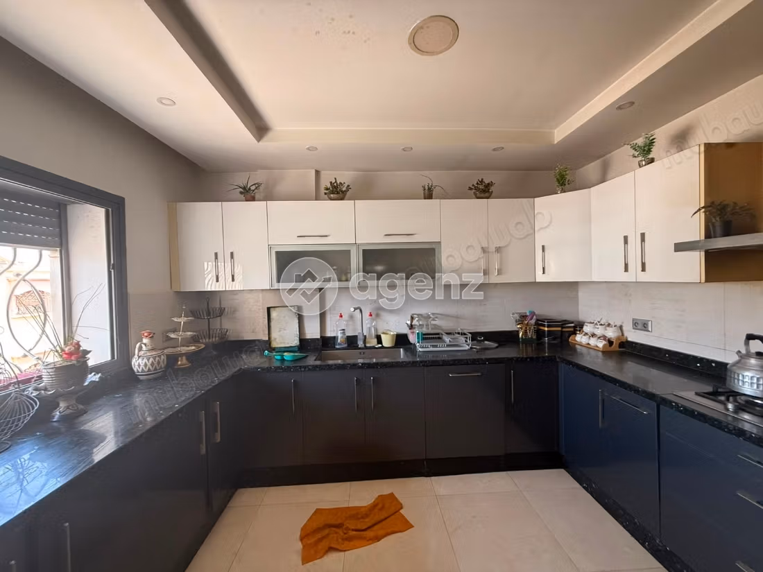 Studio à vendre 142 m² Tilila Agadir