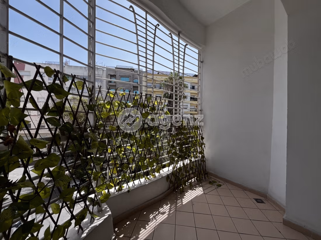 Appartement à vendre 136 m², 3 chambres Val Fleurie Casablanca