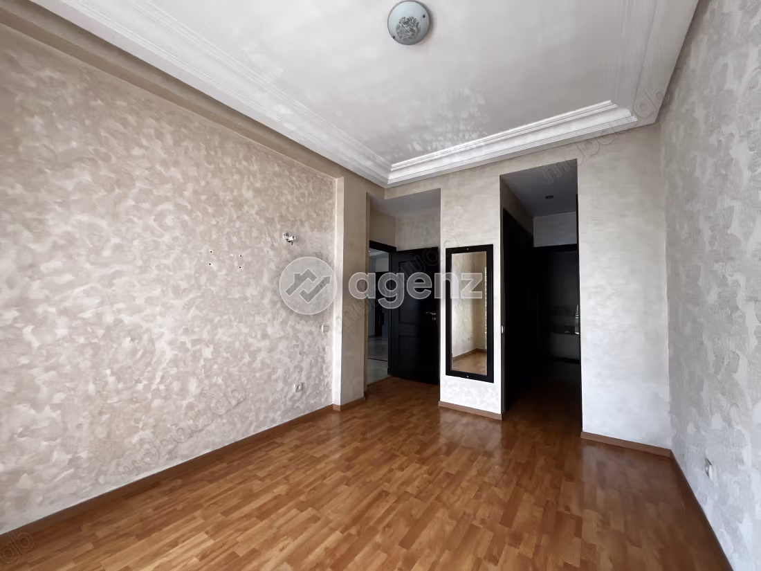 Appartement à vendre 136 m², 3 chambres Val Fleurie Casablanca