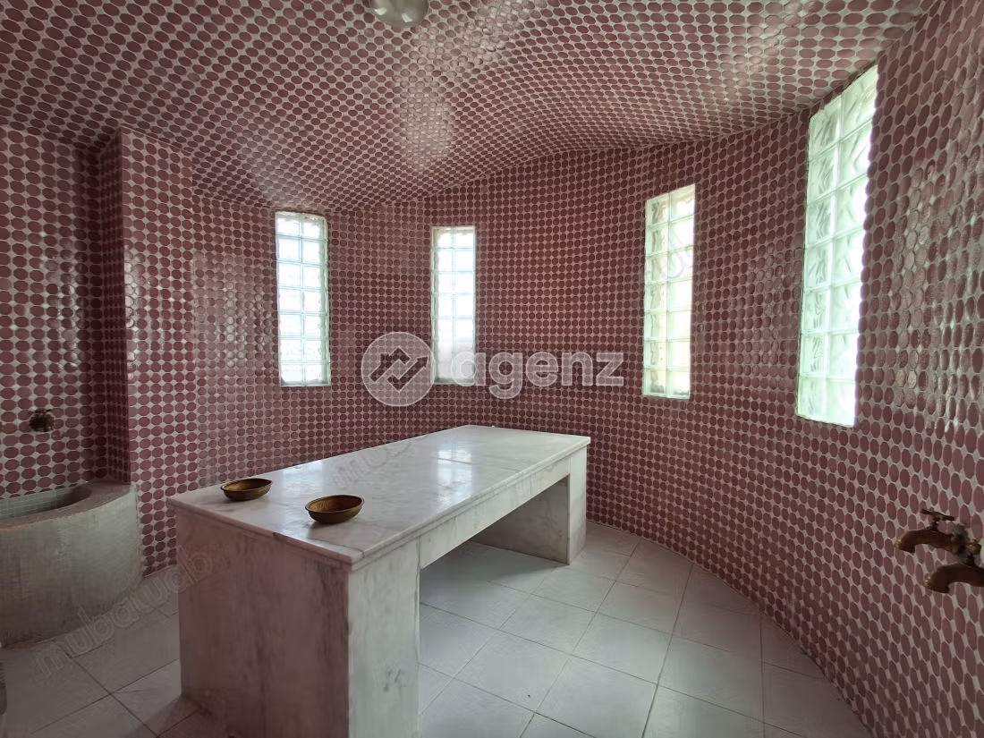 Comercio en alquiler 168 m² Fadesa nahda Rabat