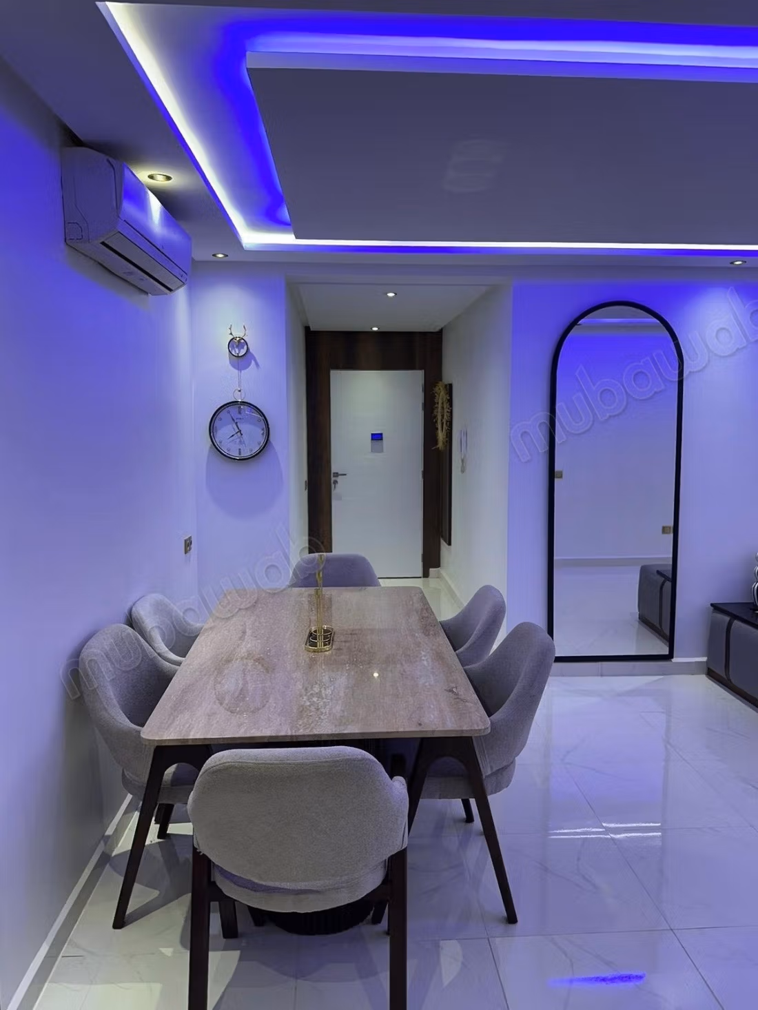 Bel appartamento in affitto in via Safi. 2 belle camere. Ben arredato