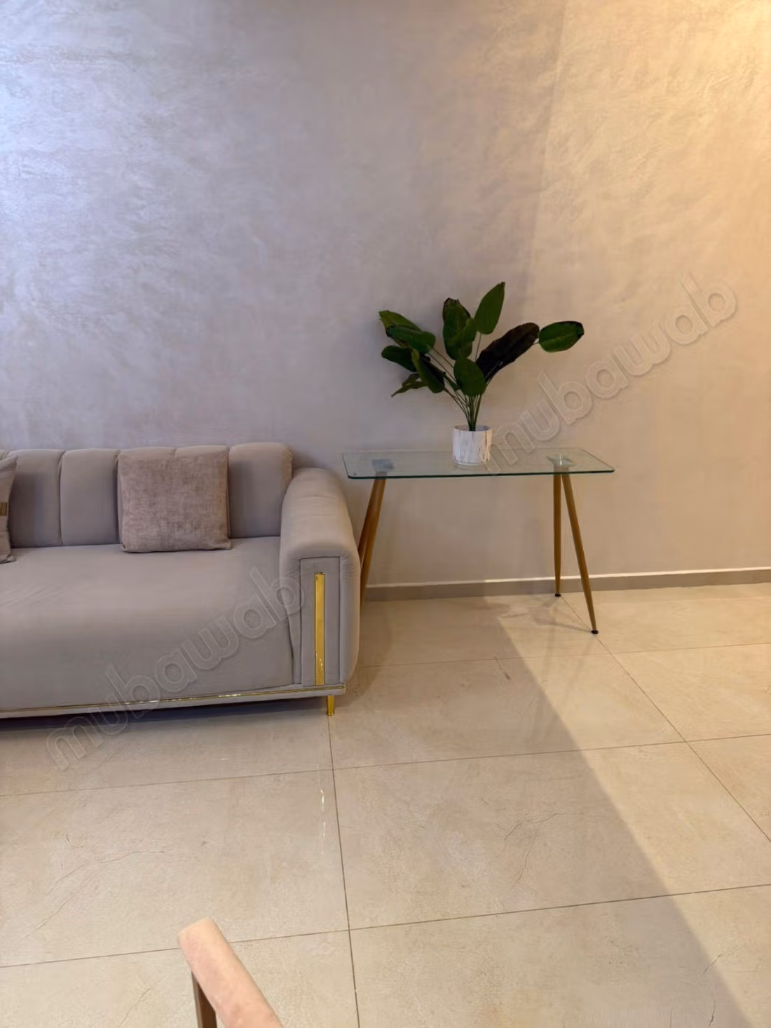 Bel appartamento in affitto in via Safi. 2 belle camere. Ben arredato