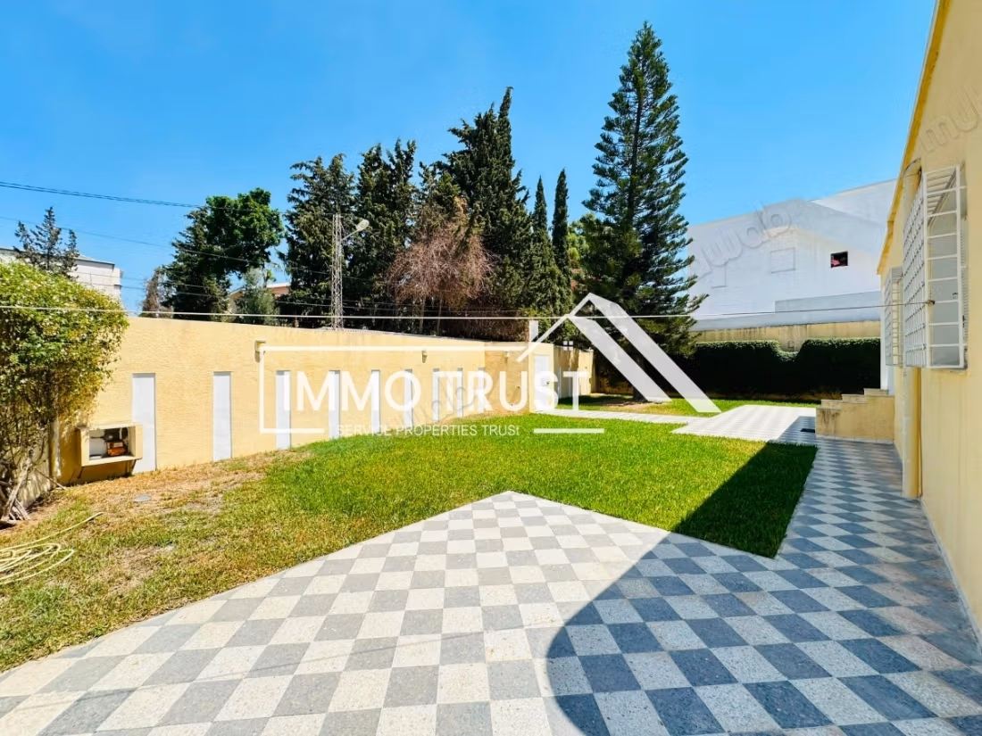 Villa S3 piano unico con giardino a La Soukra