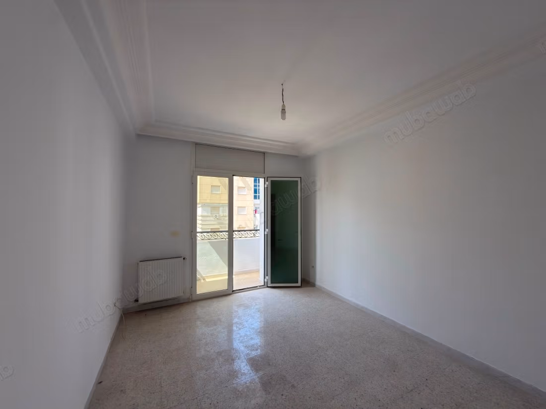 A 120m² S3 apartment in the Aouina gardens
