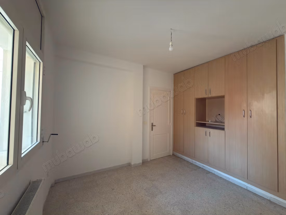 A 120m² S3 apartment in the Aouina gardens