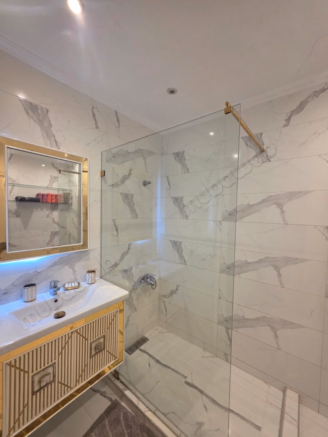 Bonito apartamento F4 amueblado en Iberia