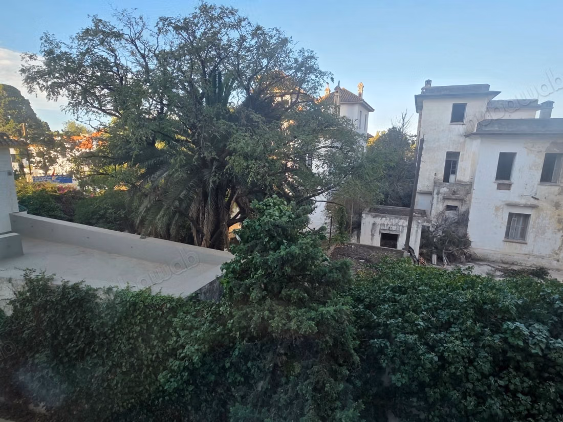 Bonito apartamento F4 amueblado en Iberia