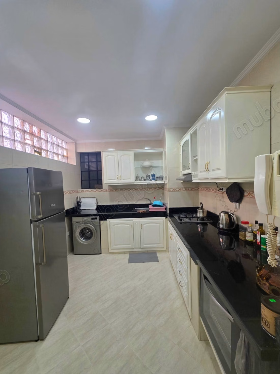 Bonito apartamento F4 amueblado en Iberia