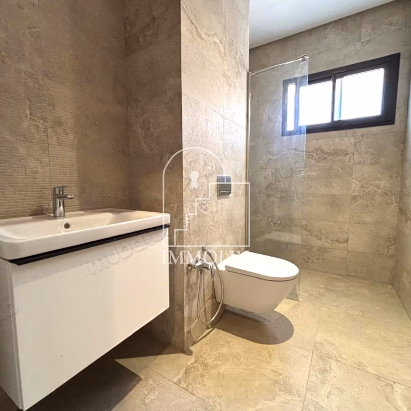 A louer un Appartement S1 à Chotrana 1