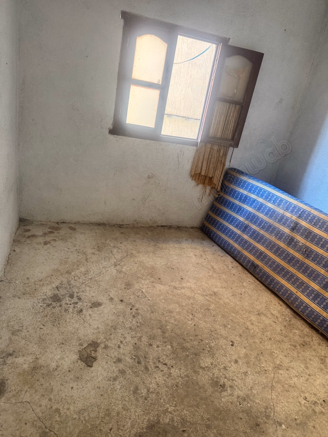 Chefchaouen Ain Houzi Maison à Vendre Premier et Deuxième Étage