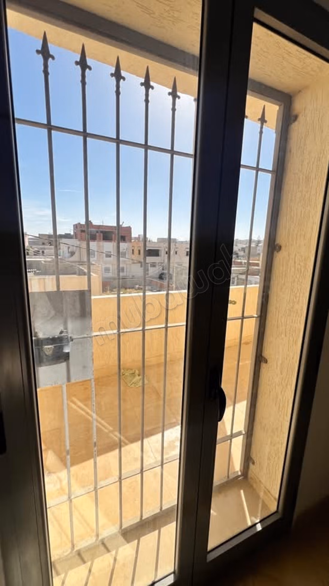 Spazio Ufficio in Affitto – Ain Zaghouan