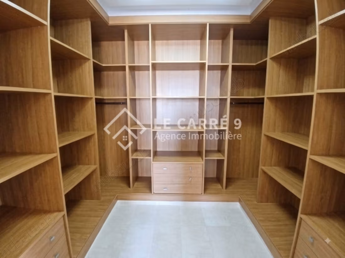 For rent S3 furnished apartment in Lake 2