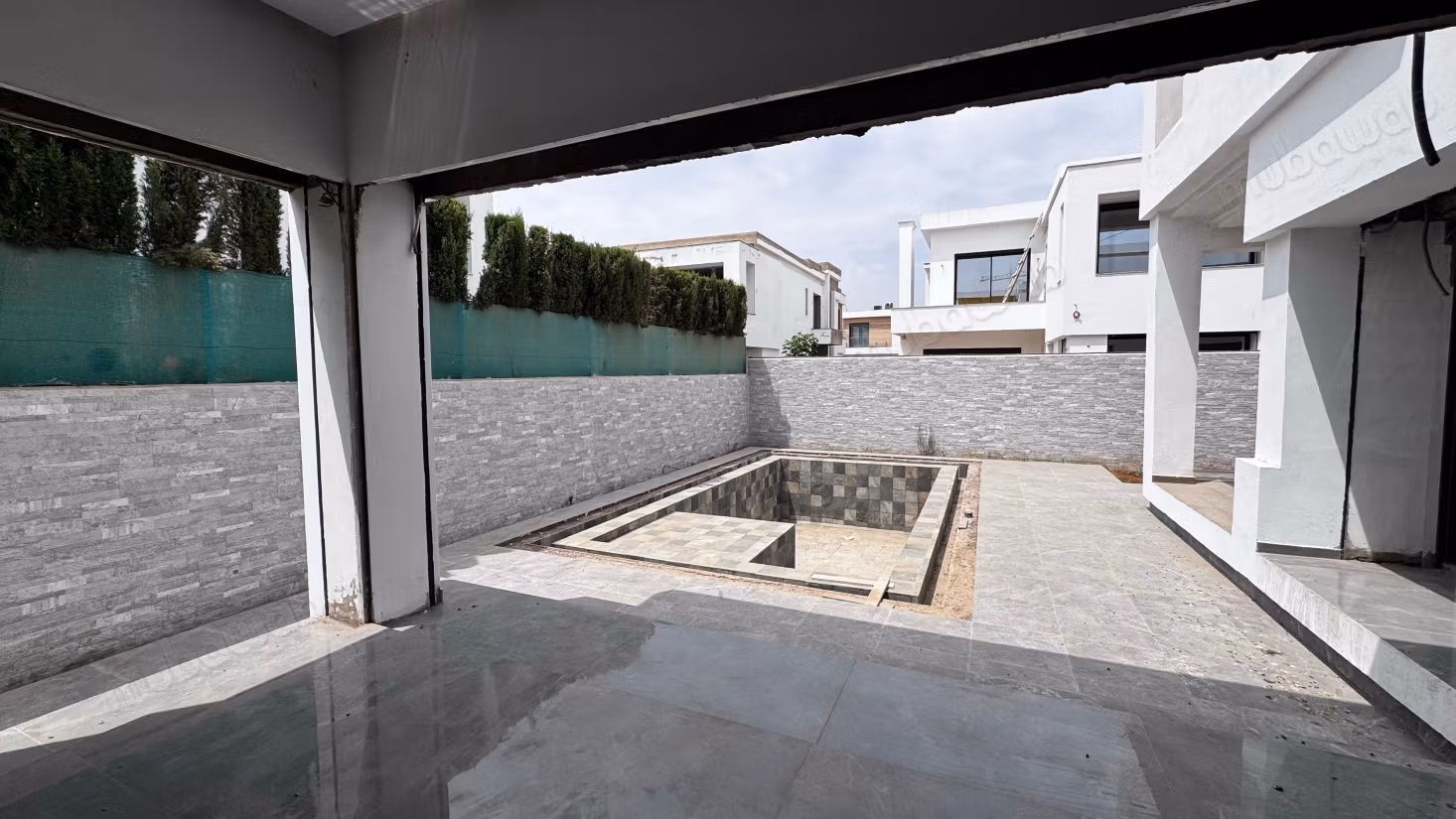 Villa d’exception semi finie – casablanca ville verte