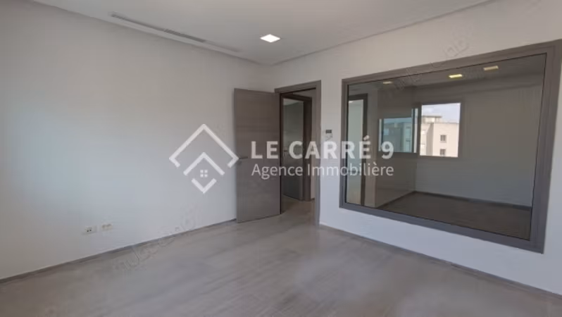 For rent an A3 office in Lake 2
