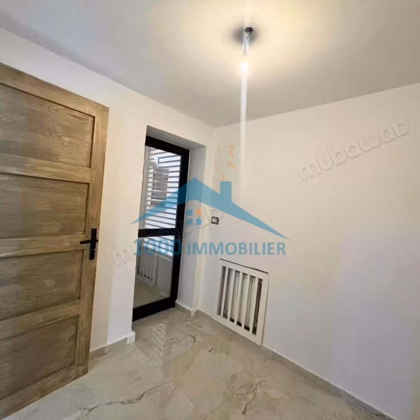 Un S1 à vendre à Khezama