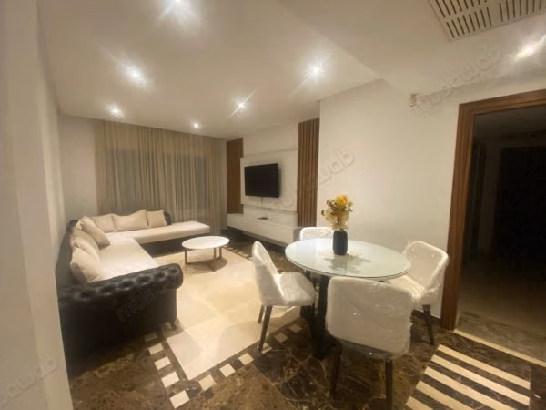 Beautifully furnished newly renovated apartment