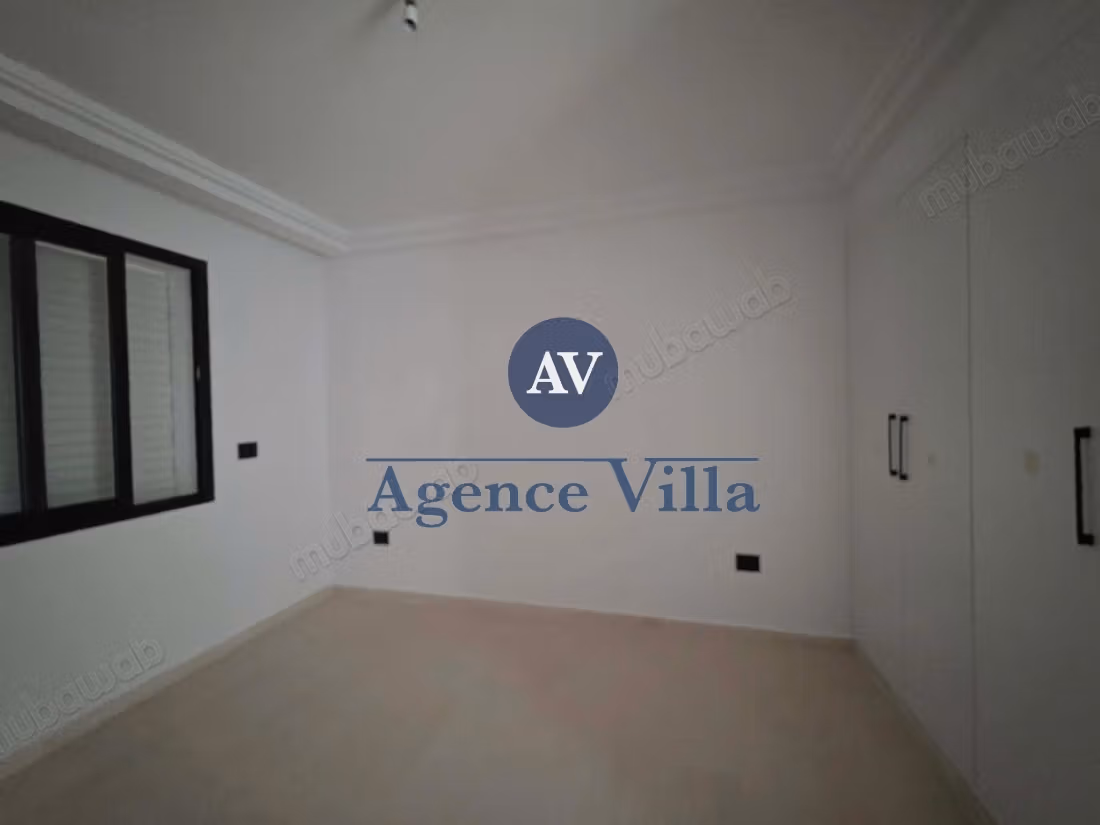 A louer un appartement s1 avec jardin à la Soukra