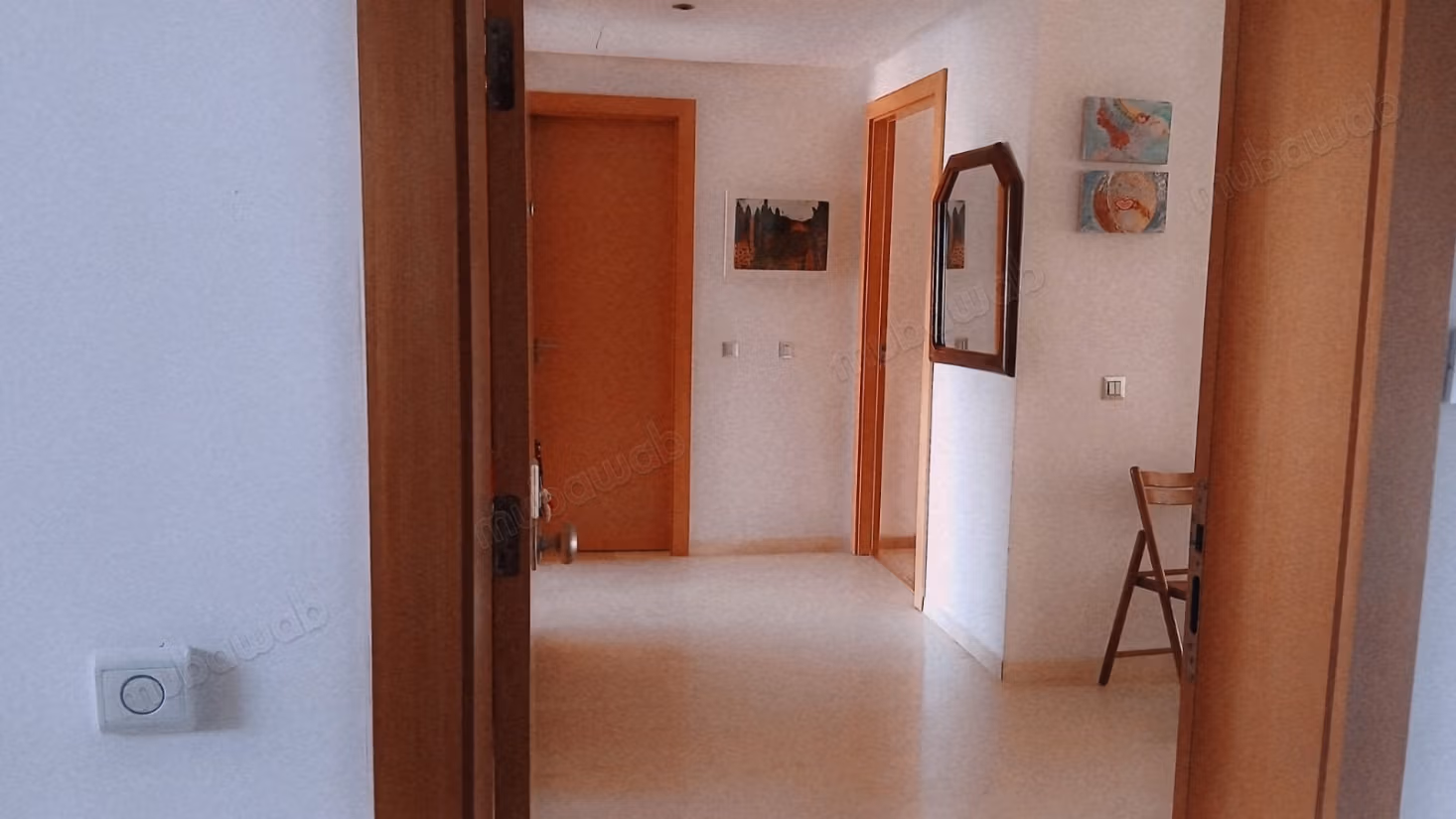 Apartamento superbamente ubicado a la venta en Sidi Bouknadel. Superficie de 118 m². Ascensor y terraza