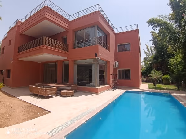 Luxury villa without vis-à-vis in Chrifia