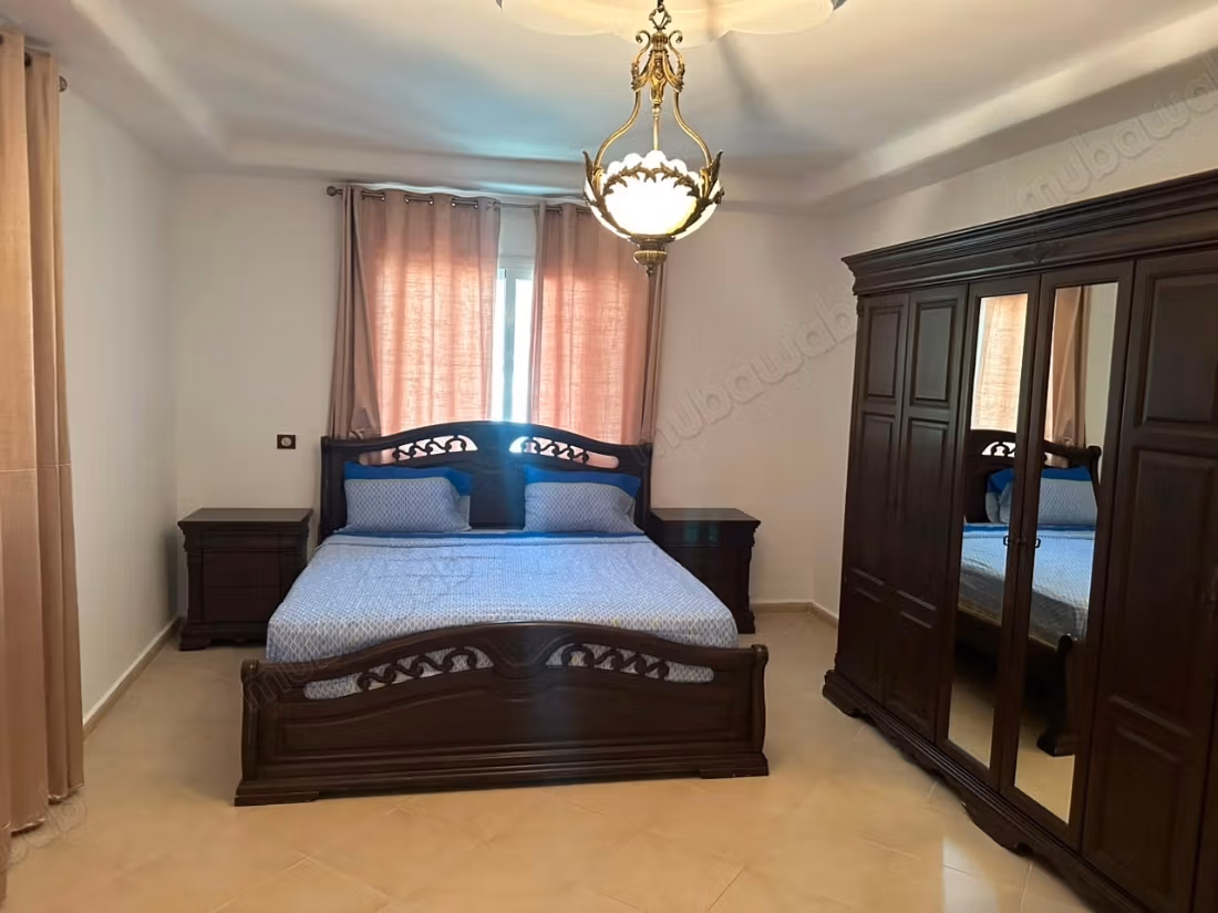 Maison de luxe à louer à M'Diq. 4 belles chambres. Meublé