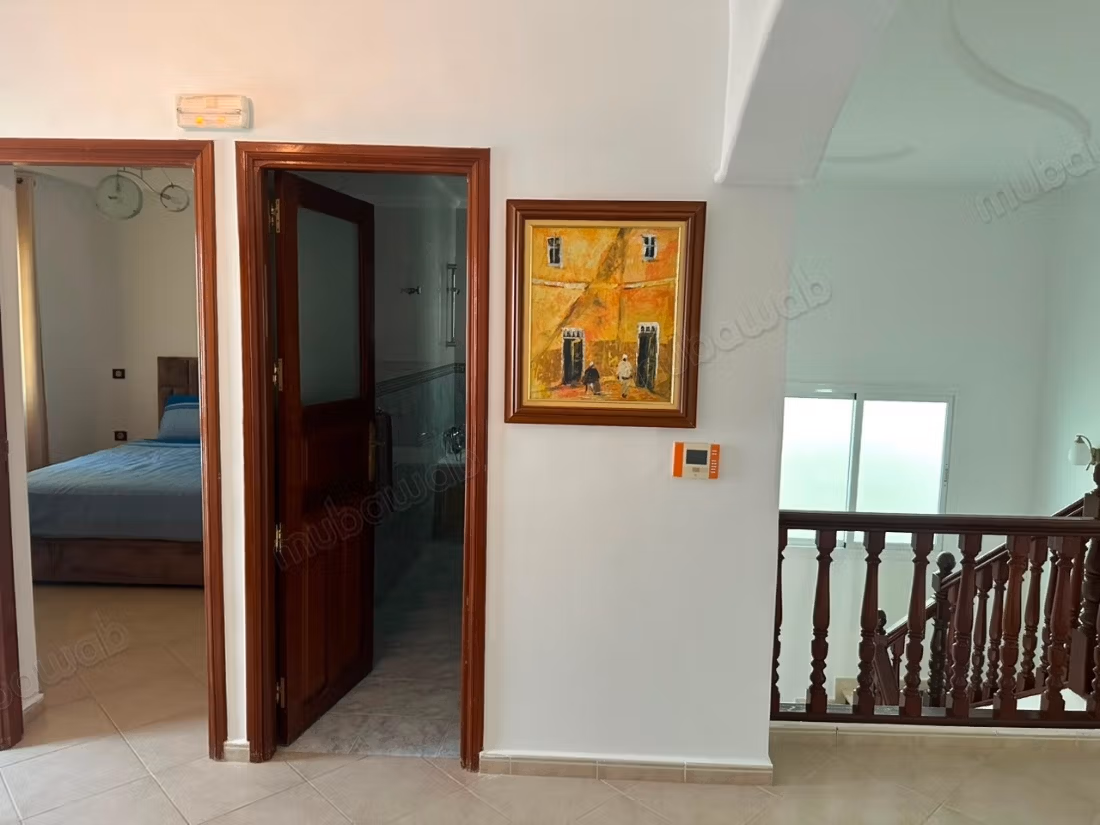 Maison de luxe à louer à M'Diq. 4 belles chambres. Meublé