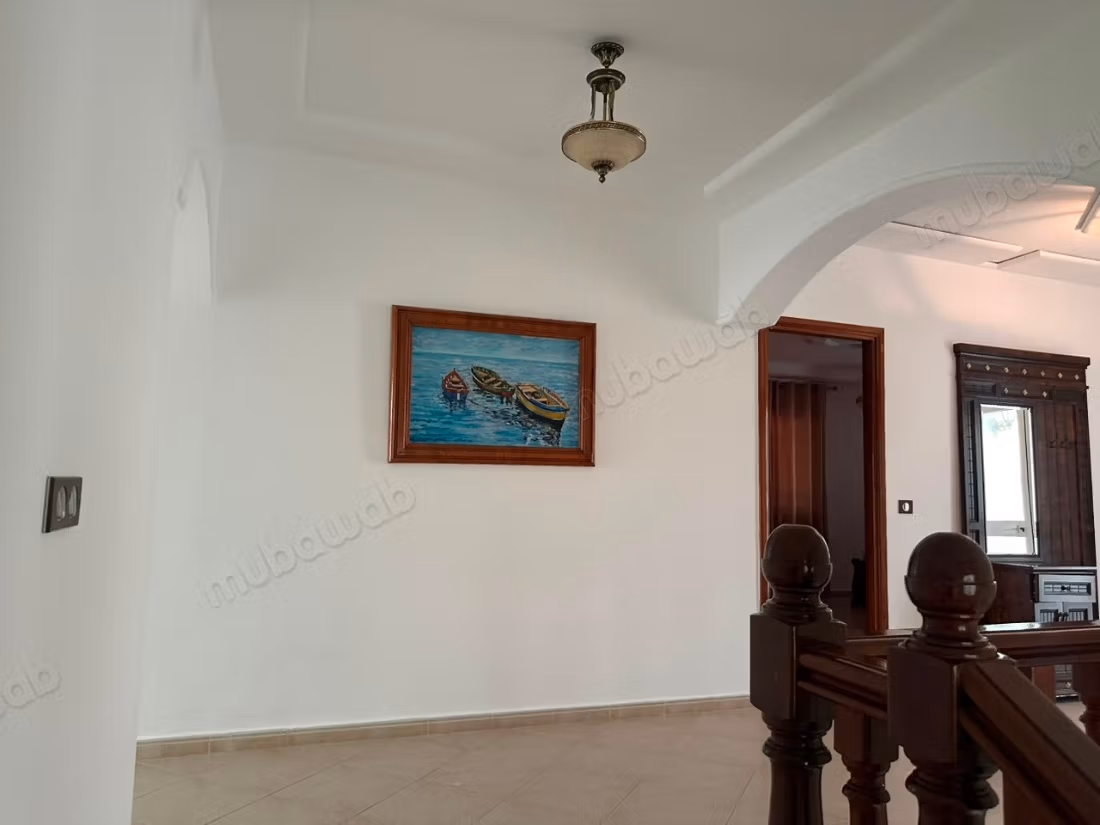 Maison de luxe à louer à M'Diq. 4 belles chambres. Meublé