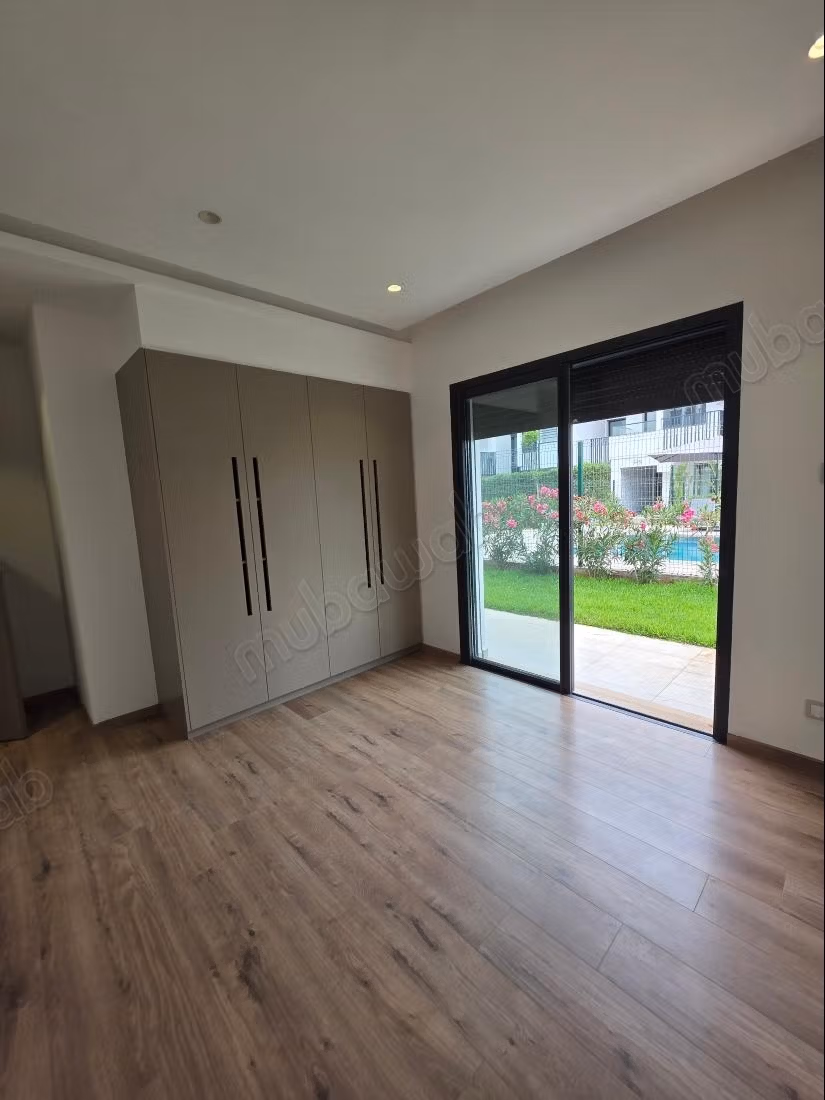 Appartement vide 2 chambres à louer