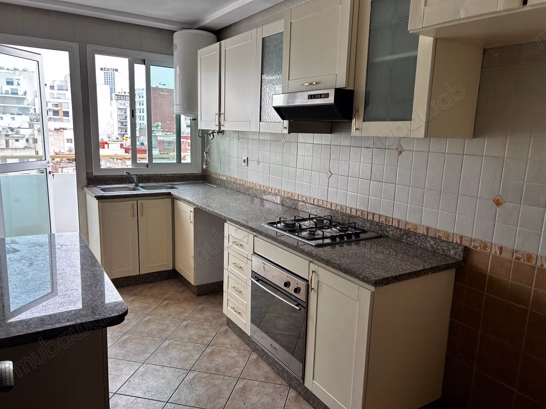 Joli appartement à louer sur le Bd Ziraoui, 
Bourgogne