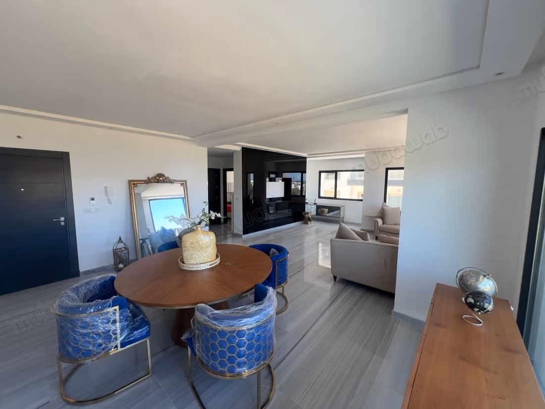Bel appartement haut standing avec vue mer