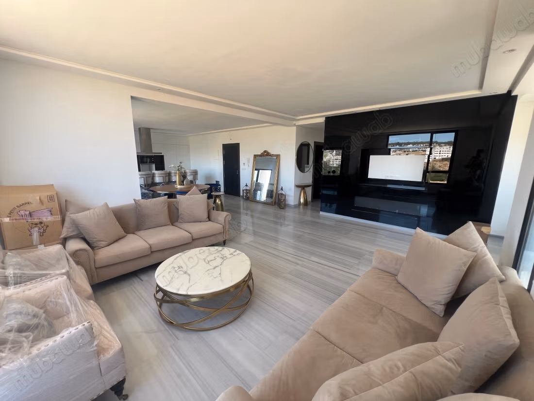 Bel appartement haut standing avec vue mer