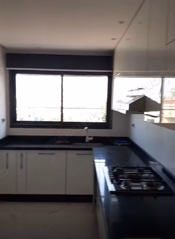 Apartment on bd des far 116m2