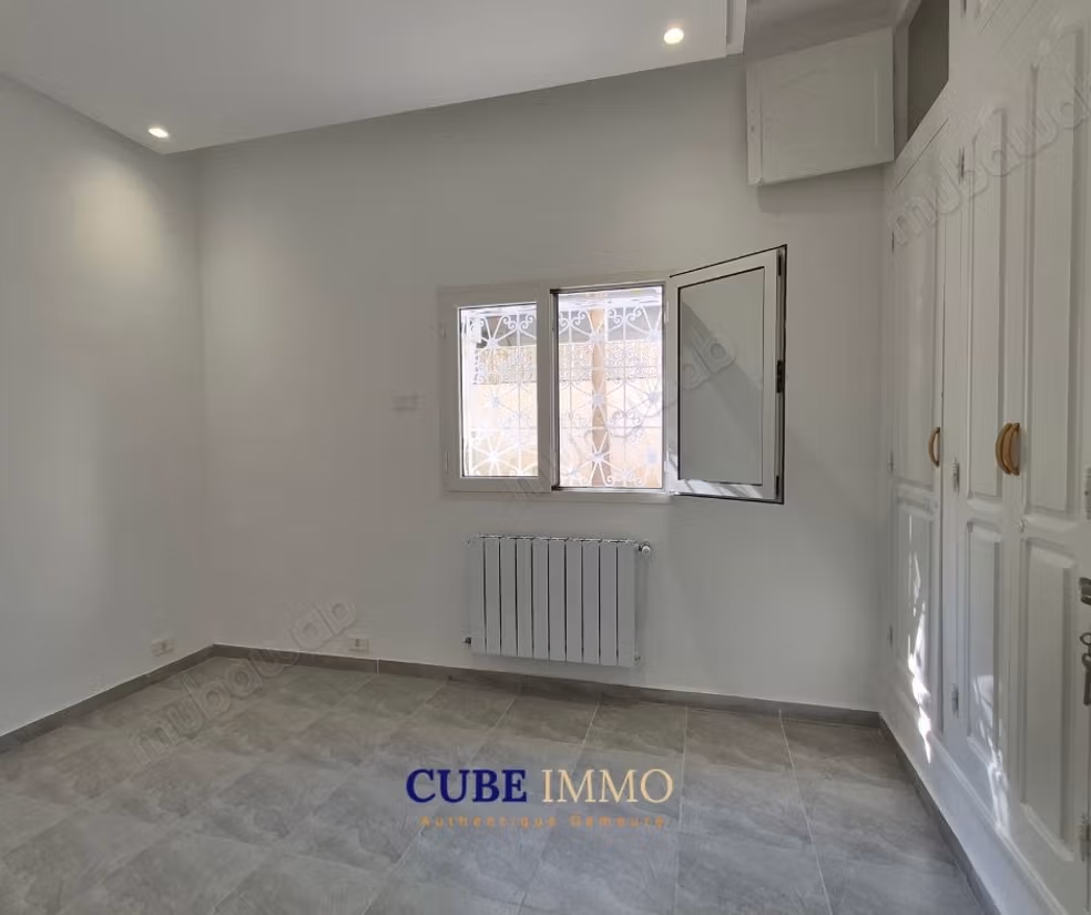 A louer rdc s3 retapé à neuf
