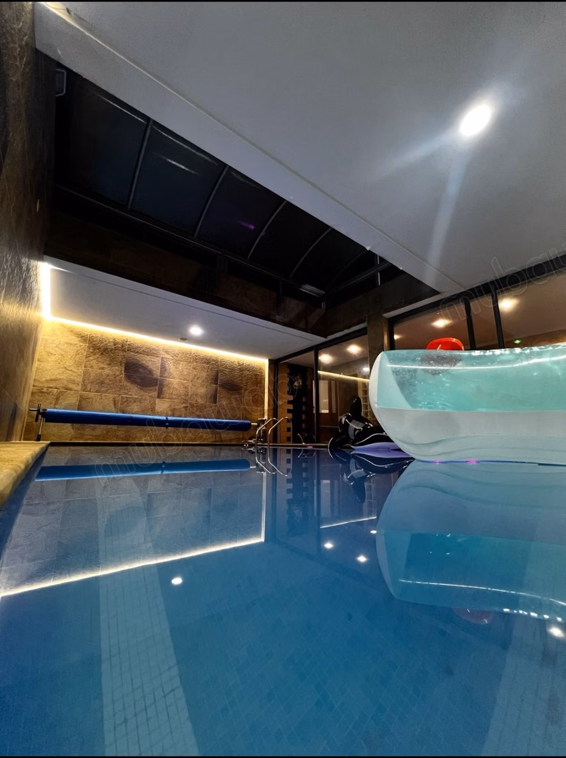 Villa a la location meublé a ain Diab 27000dh