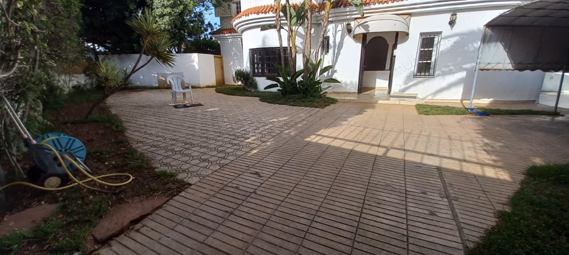 Villa a la location vide a val d'anfa 27000dh