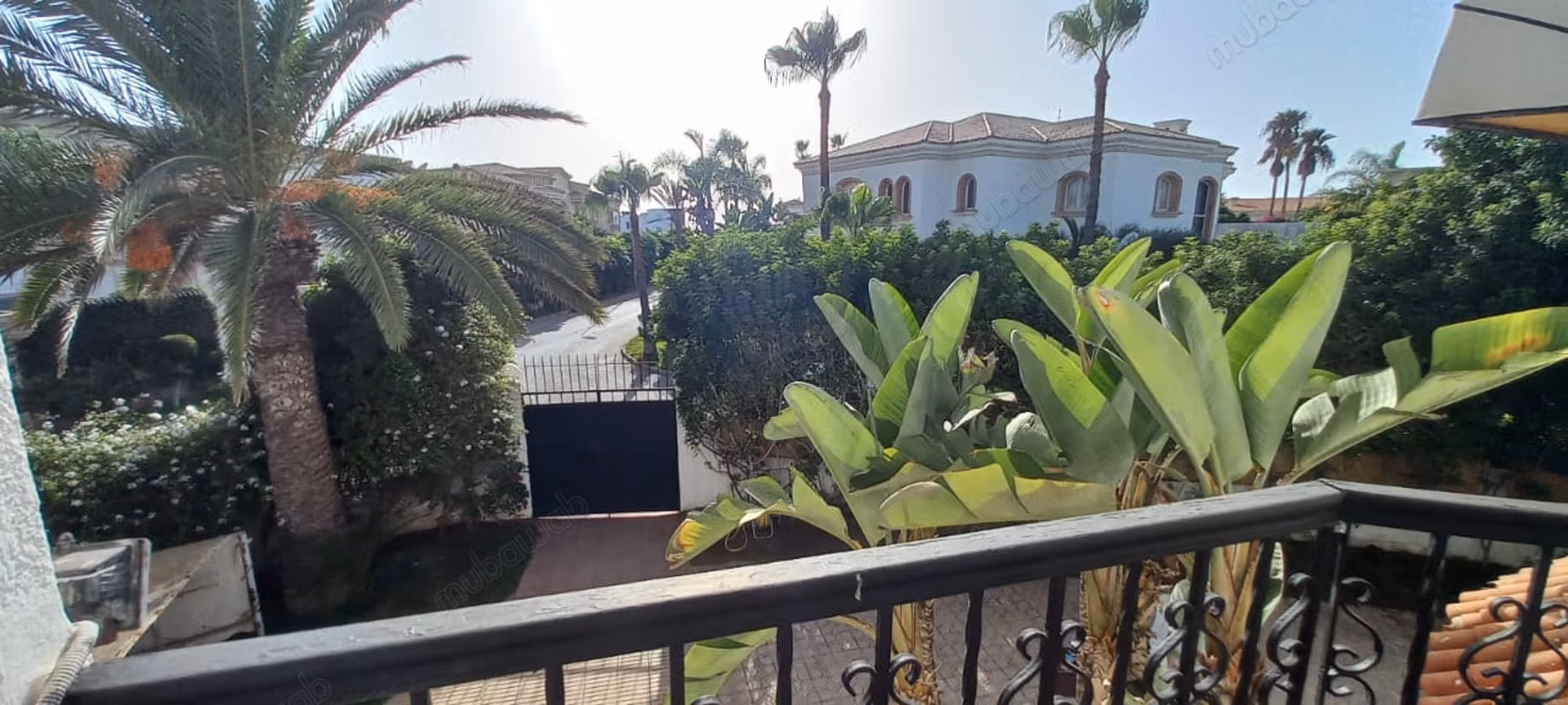 Villa a la location vide a val d'anfa 27000dh