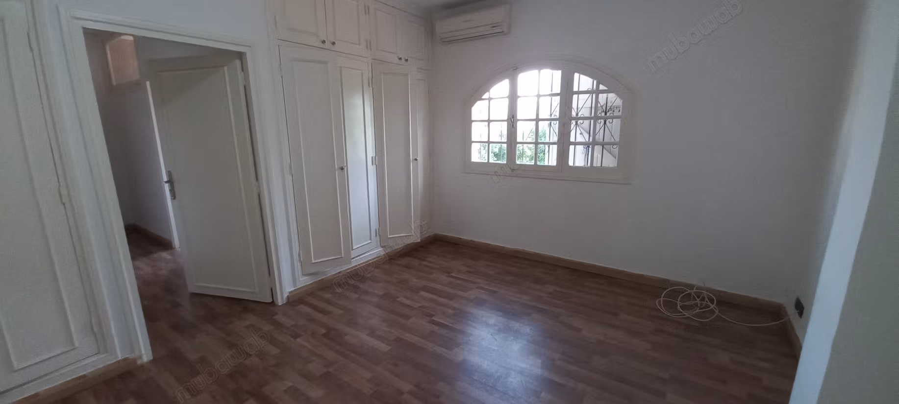 Villa a la location vide a val d'anfa 27000dh