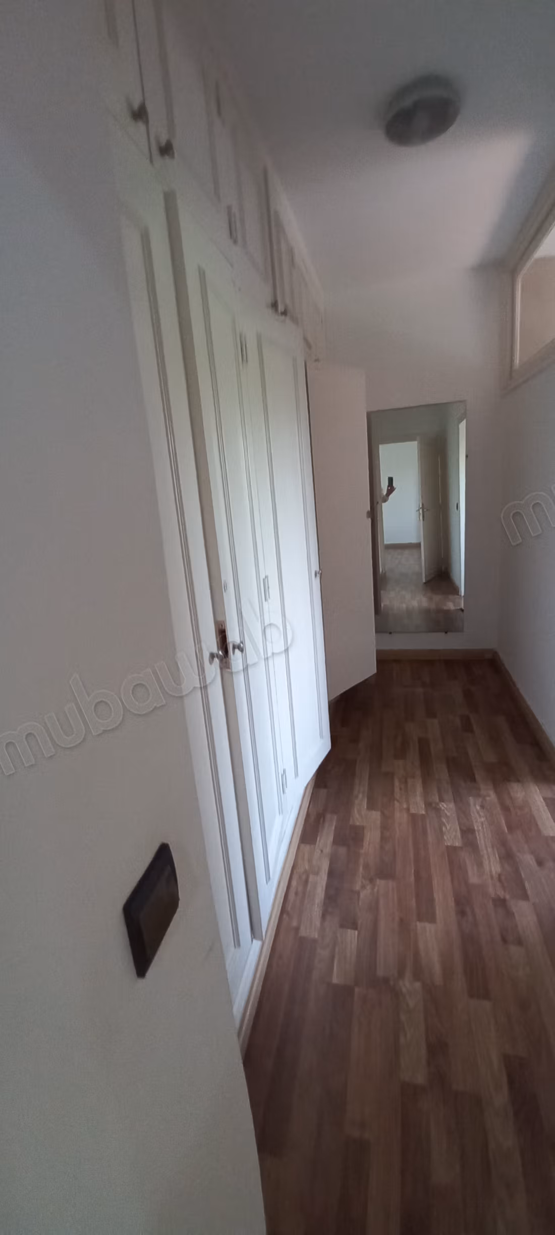 Villa a la location vide a val d'anfa 27000dh