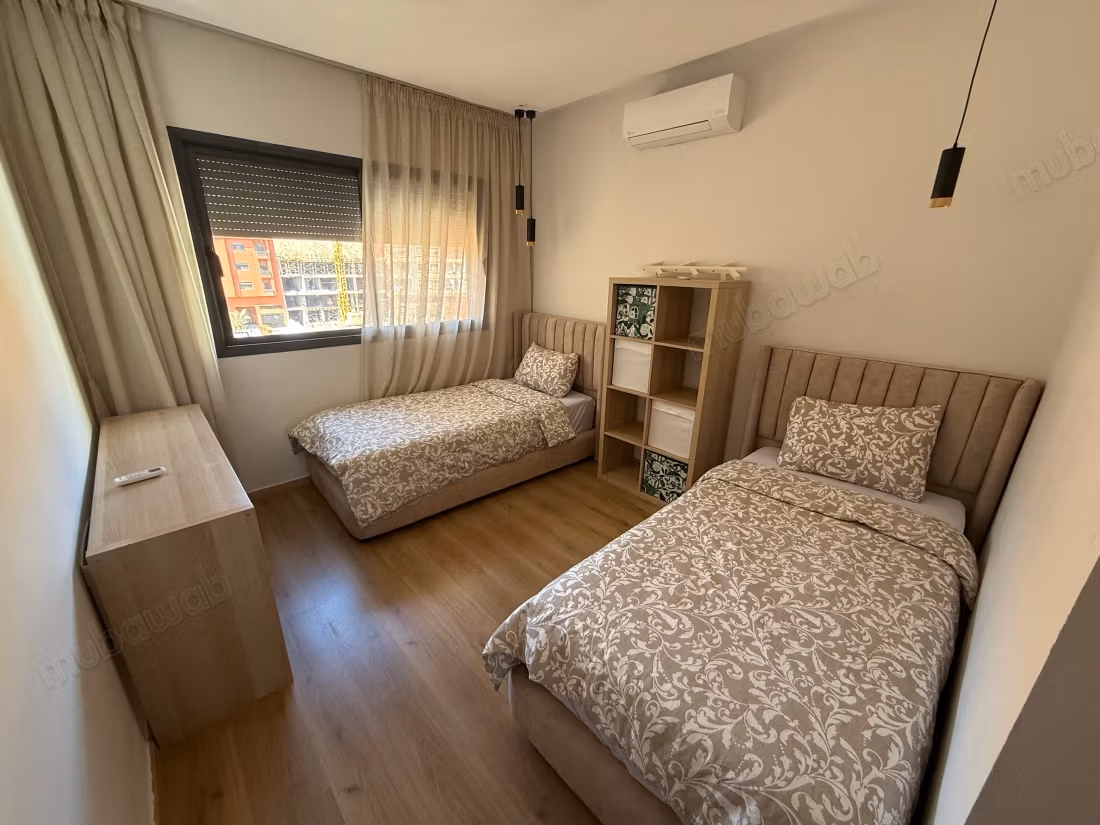 Appartement en location à Camp Al Ghoul. 1 Pièce. Meublé