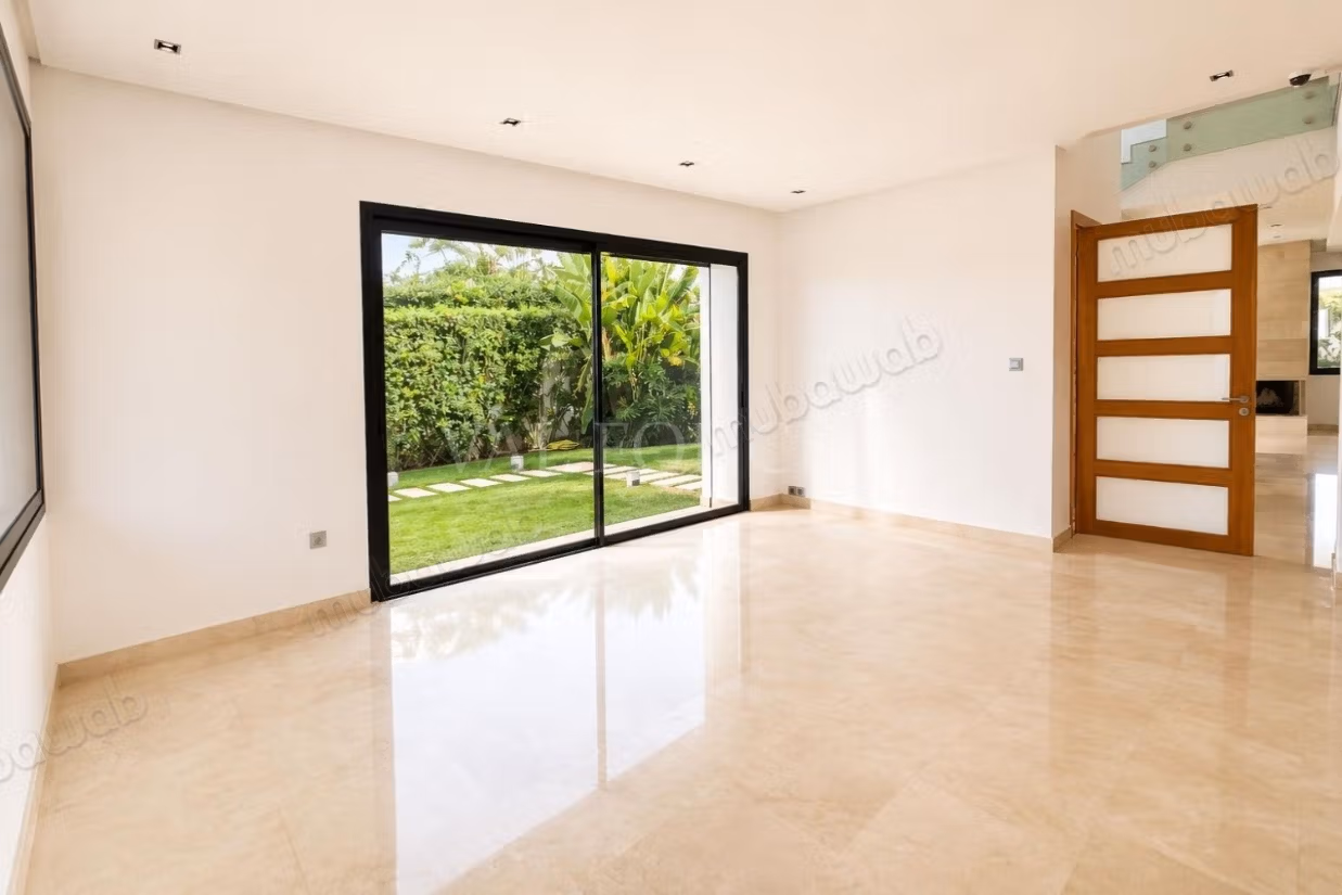 Location superbe villa 570m2 4chambres avec piscine 
Ville Verte, Bouskoura