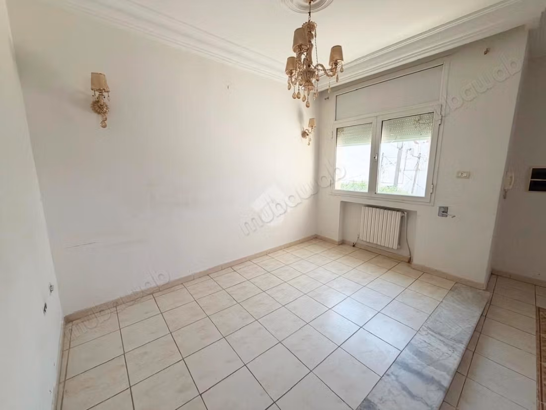 Piano di villa in affitto