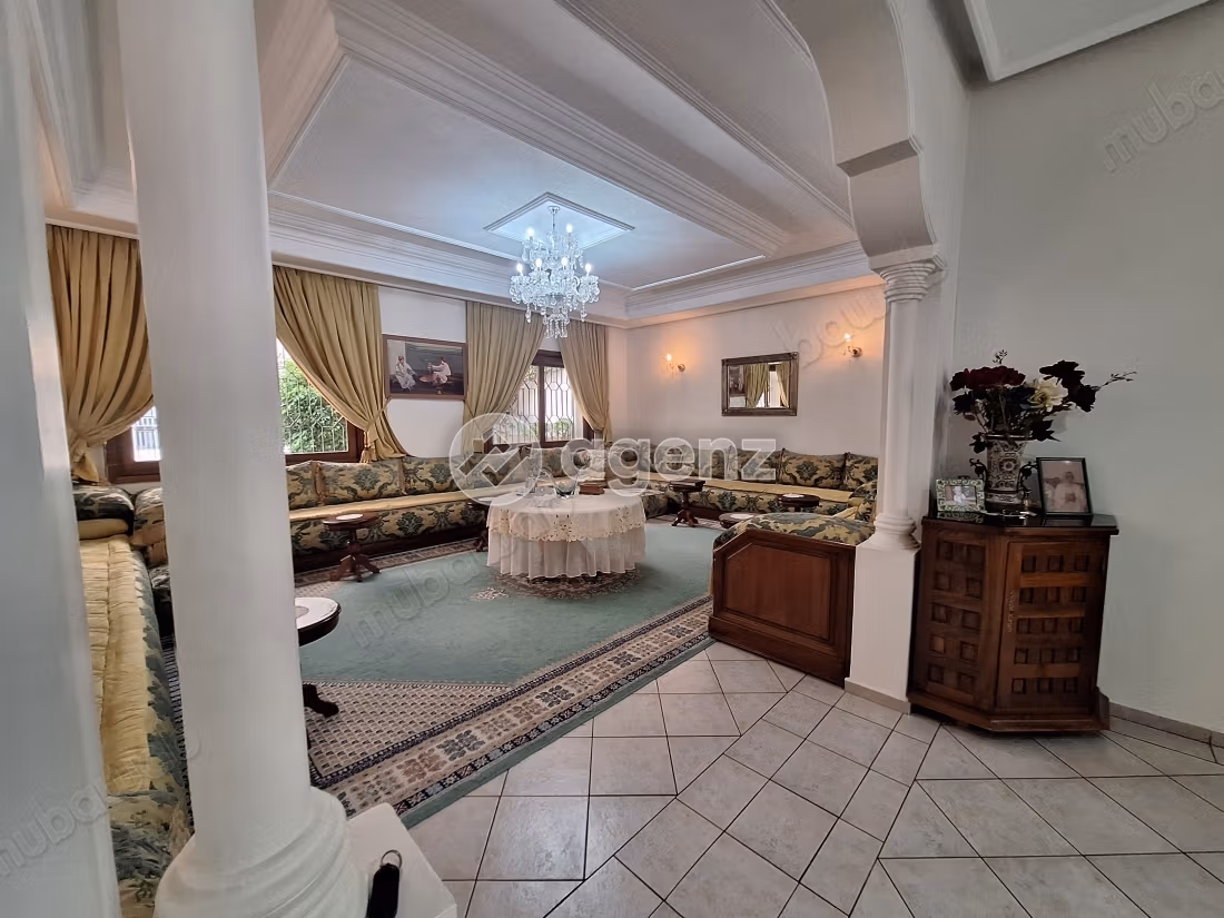 Appartement à vendre 335 m², 2 chambres Val Fleurie Casablanca