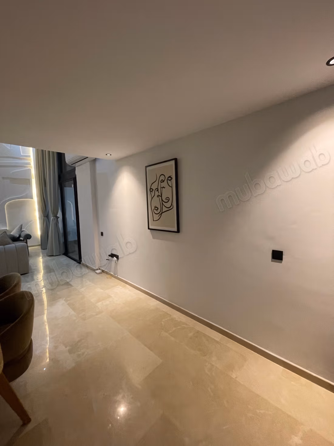 Grand duplex meublé à louer – Quartier Palmier
