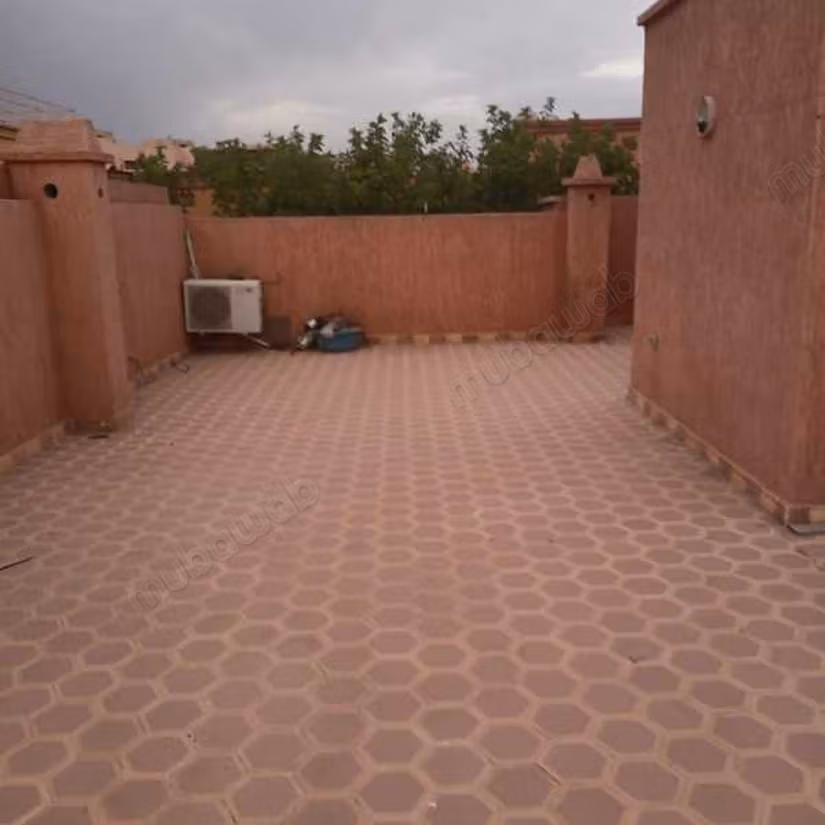 Villa à Vendre de 240.0 m² à Marrakech, Amerchich