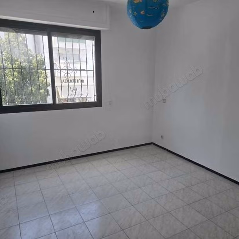 Appartement à Louer de 163.0 m² à Rabat, Riyad